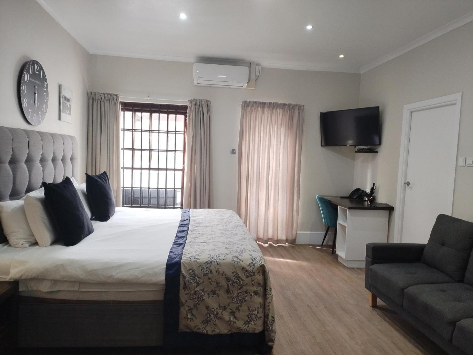 Mypond Stenden Hotel Port Alfred Room photo