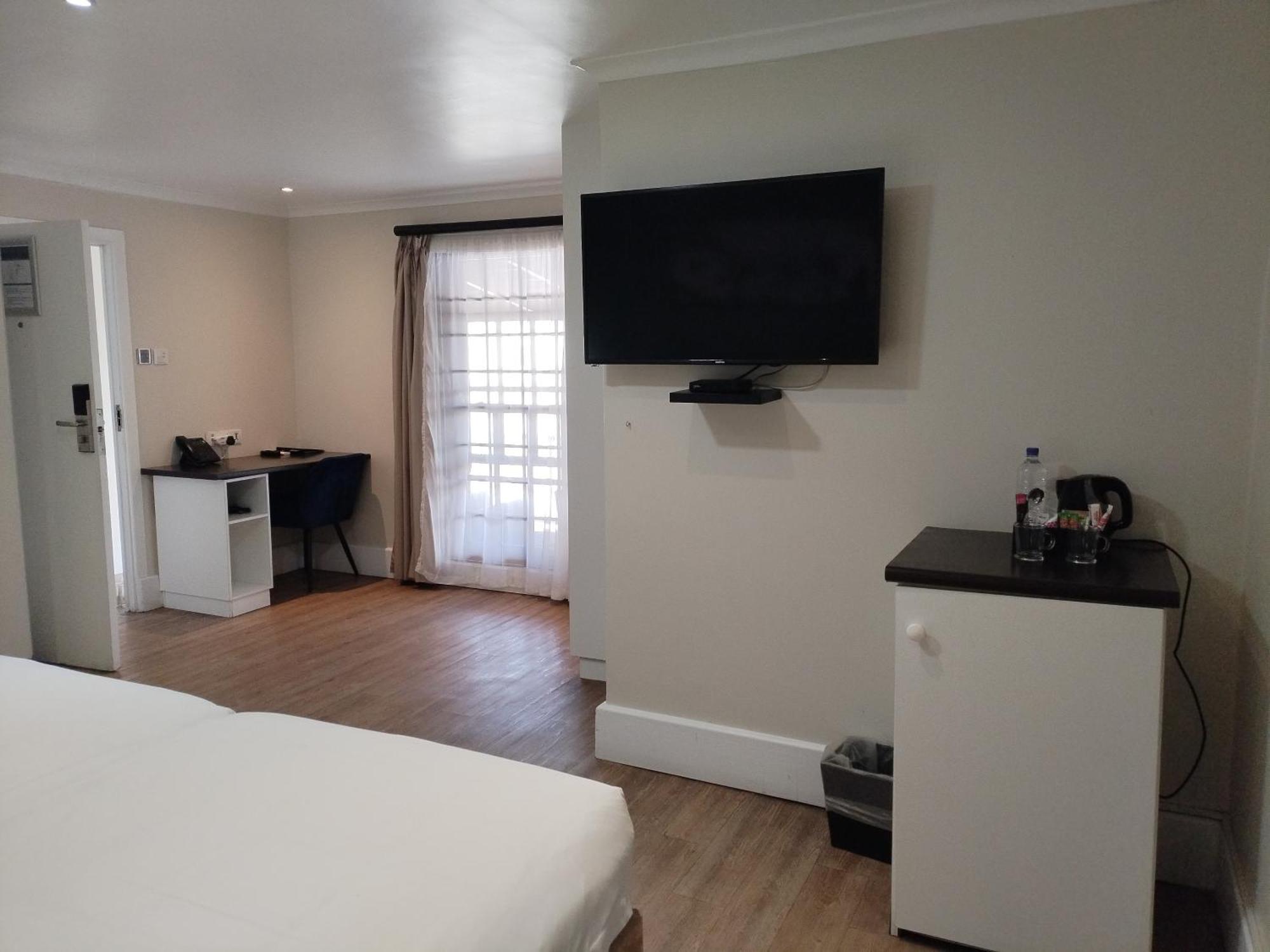 Mypond Stenden Hotel Port Alfred Room photo