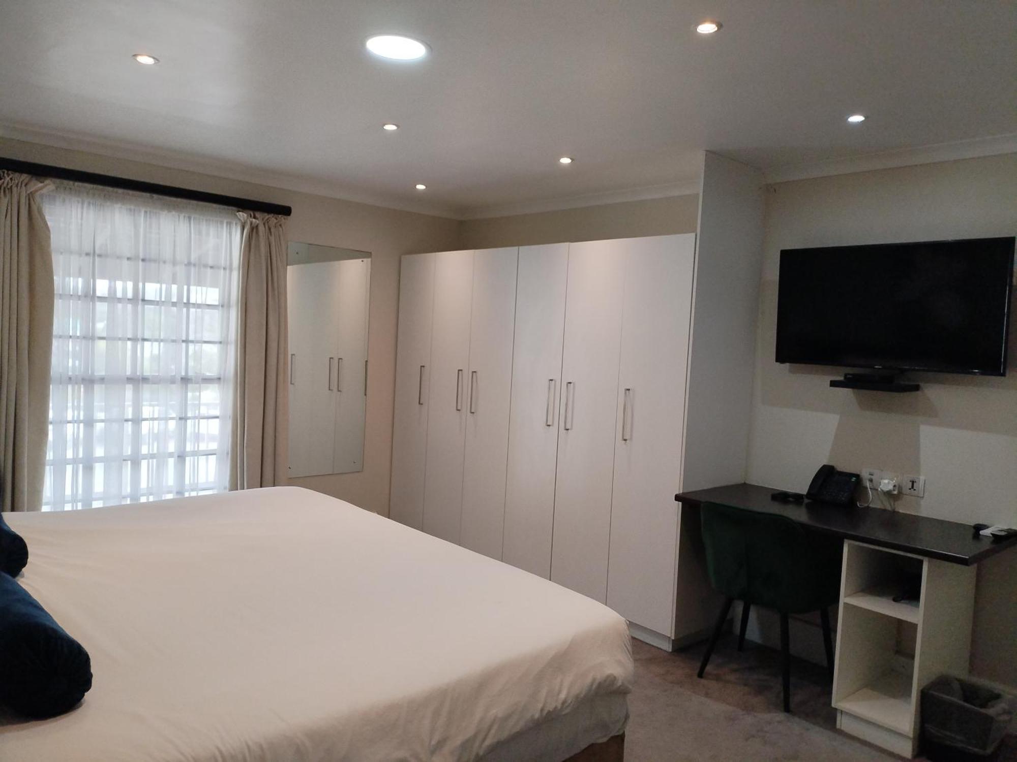 Mypond Stenden Hotel Port Alfred Room photo