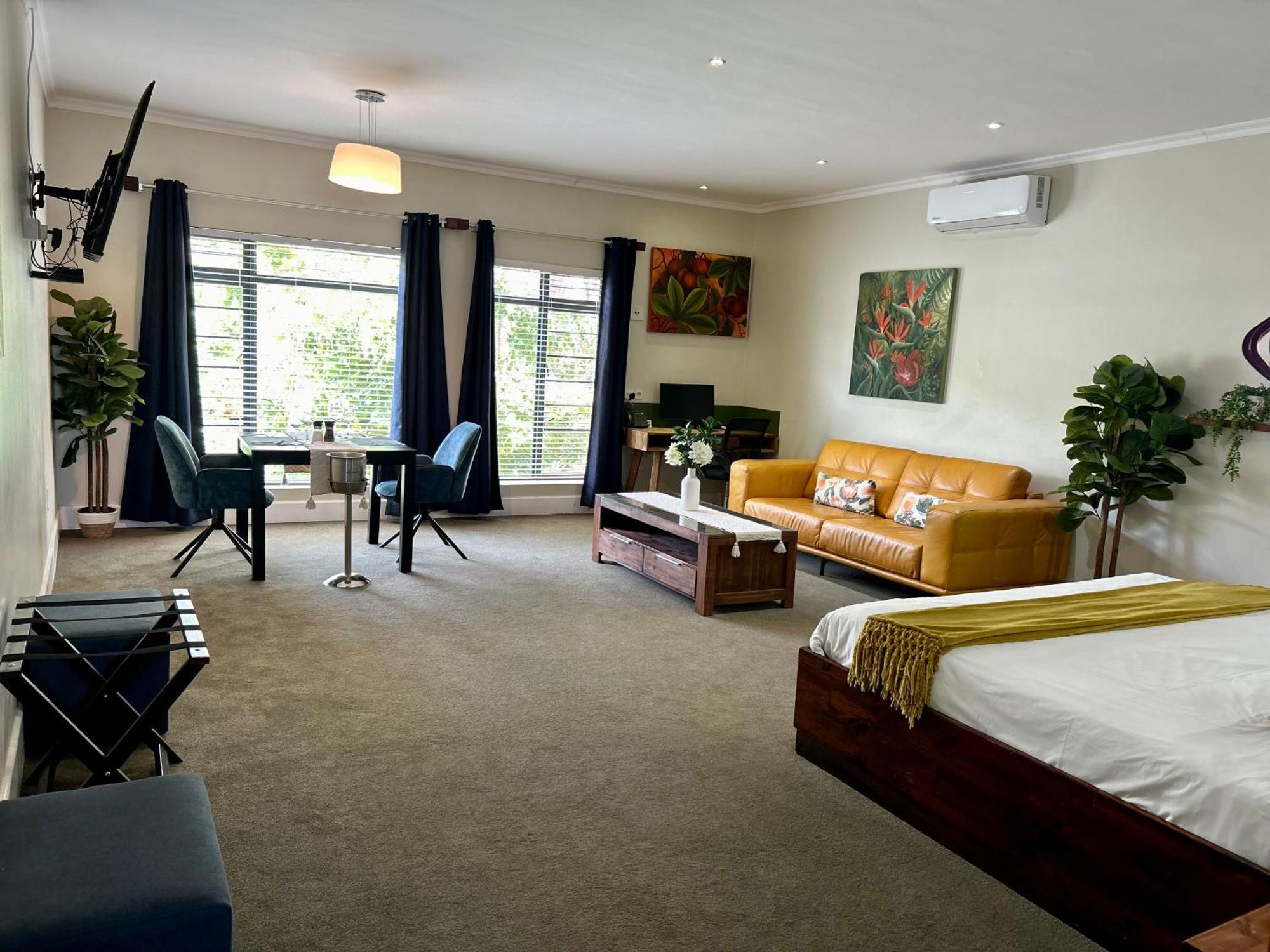 Mypond Stenden Hotel Port Alfred Exterior photo